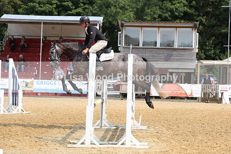 3E7A1217 - Class 4: Senior British Novice/90cm open