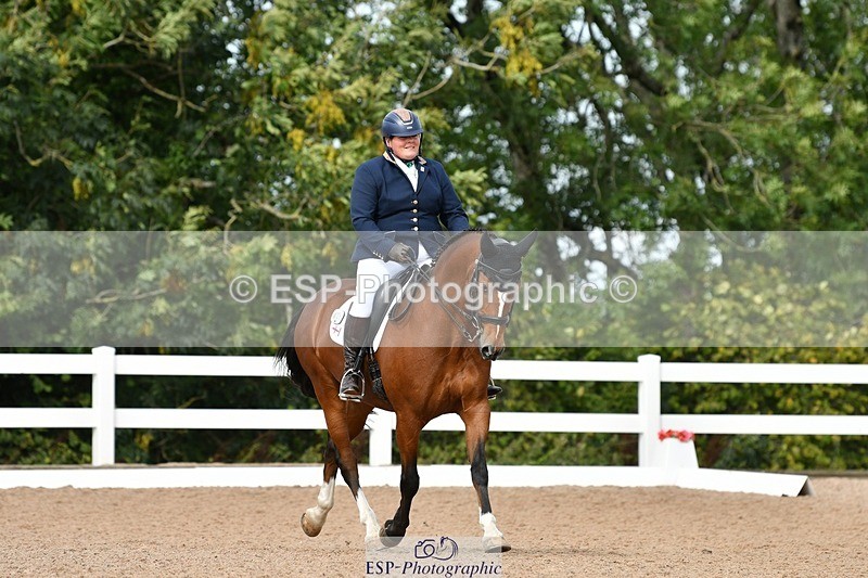 250906-111853-00946 - 041-Victoria.BradfordKenniford.flash.dancer