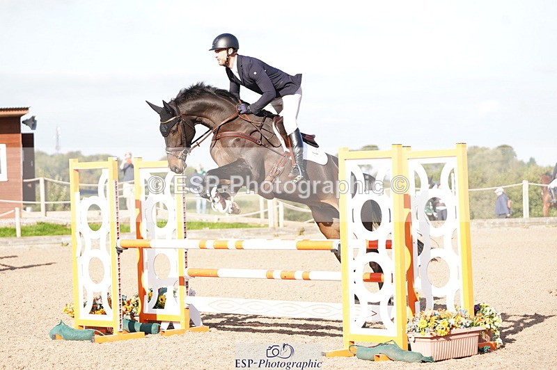 241004A-101340-00047 - Fri 01 Snr Disco & 1.00m Open