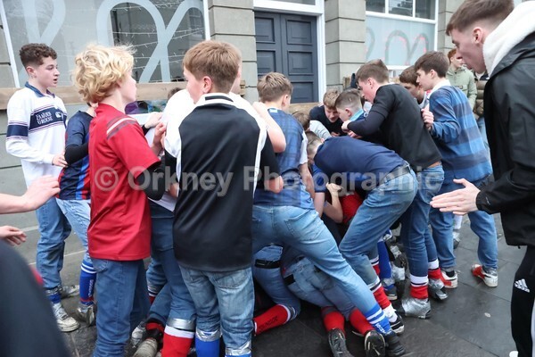 AA075851 - Christmas Boys Ba'