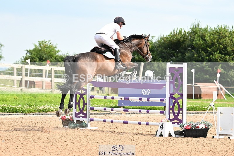 240801A-152638-02561 - Cls 5 National 1.30m Open