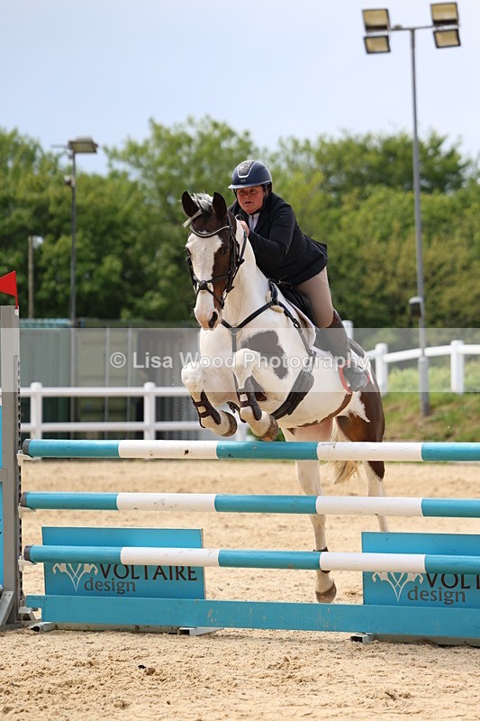 3E7A9329 - Class 7: Senior 1.05m