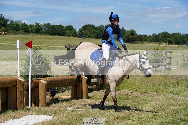 240629X-132644-2894 - 151-Issy_Baldock-CREGGS_DUN
