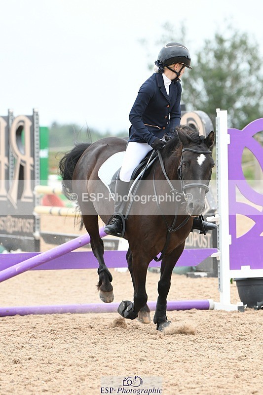 250807-110611-00456 - 90cm Round 1