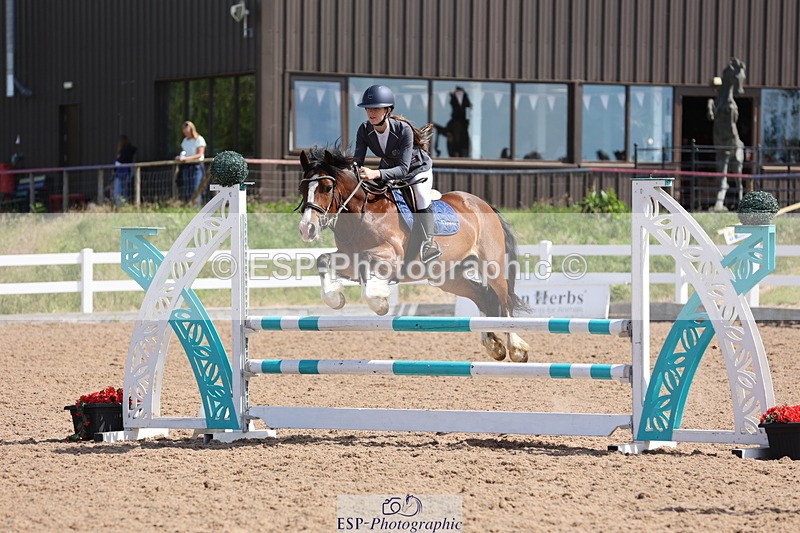 240629A-104201-04228 - Cls 17 Discovery and 90cm Open