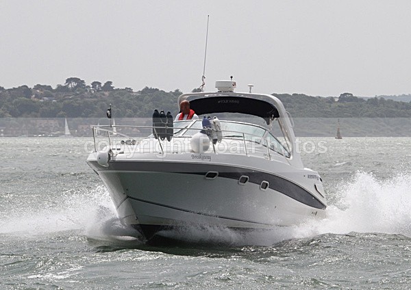 100613 BREAKAWAY IMG_1802 - Motorboats - Open