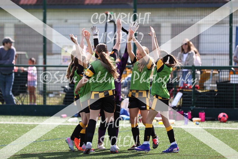 1DX30703 - Sun 14th U11 Girls