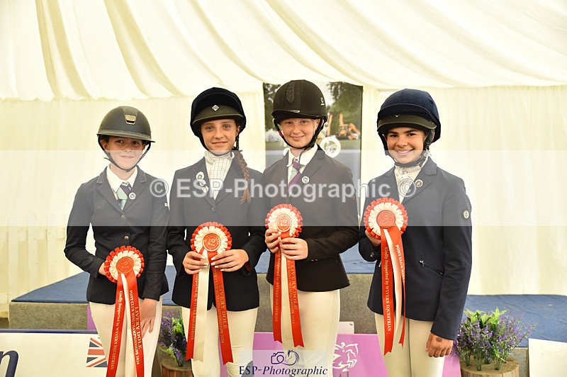 240823X-171104-20035 - 70cm Presentations