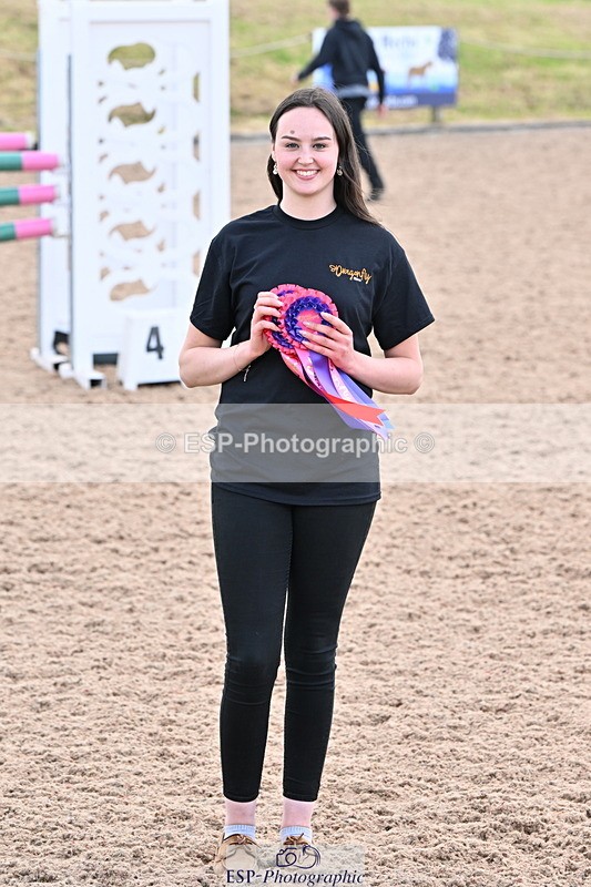 240608A-140121-02693 - Cls 4 Snr Newcomers and 1.10m Open