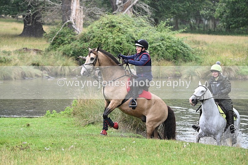 WJ7_7875 - Time at Water 11:06 to 11:21