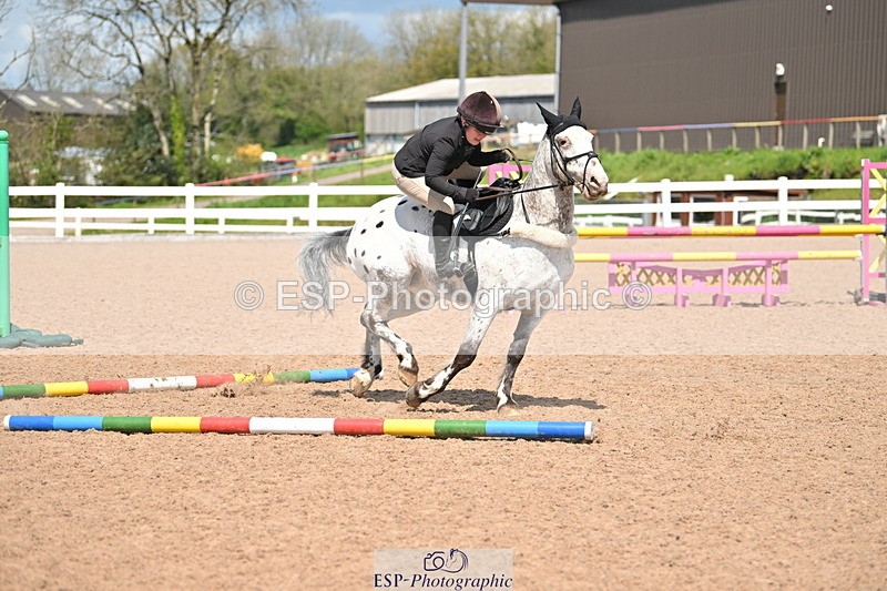 240504A-140850-02153 - Cls 20 & 21 Club & Schools 1m