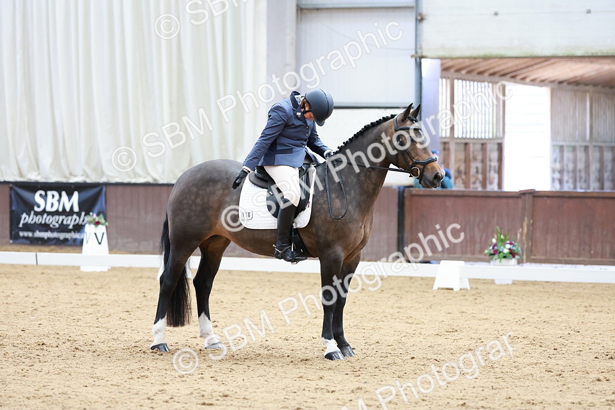 SBM_008434 - Class 6b - Novice 6 - 9.28-10.41