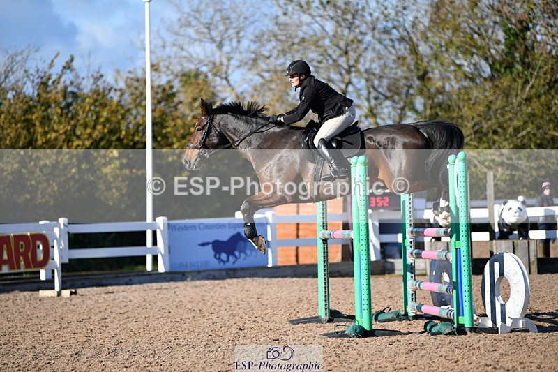 231110A-134800-00669 - Cls 5 Newcomers & 1.10m Open