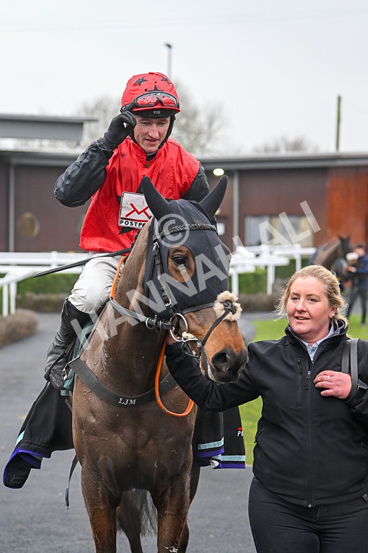 310125-Race 4-We Got Your Back-5620 - Race 4