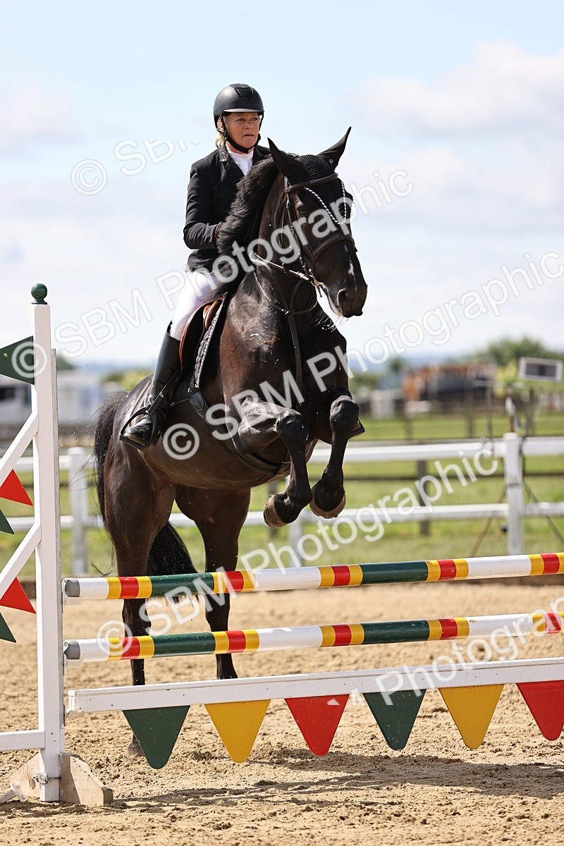 SBM_002345 - Class 9 - Senior British Novice - 90cm