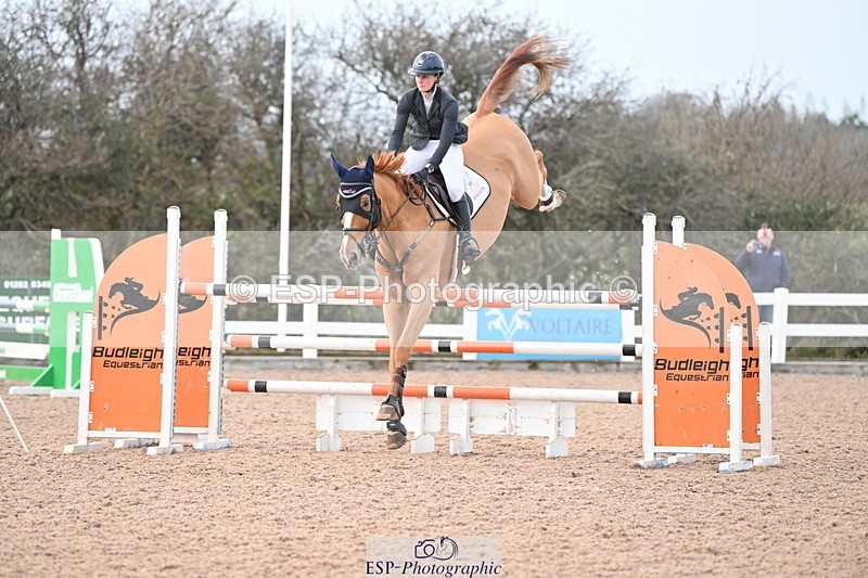 231208A-144044-01186 - Cls 7 National 1.30m & 1.40m