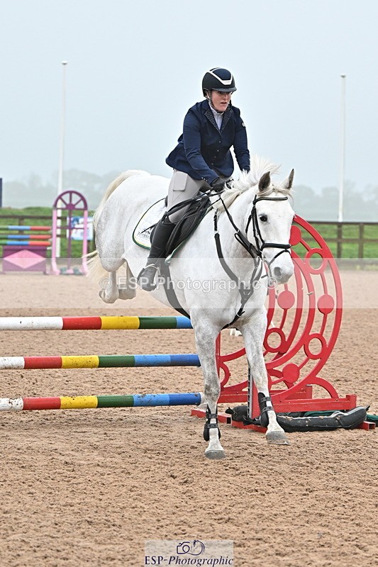 241103A-110313-06861 - SUN Cls 18 British Novice and 90cm Open