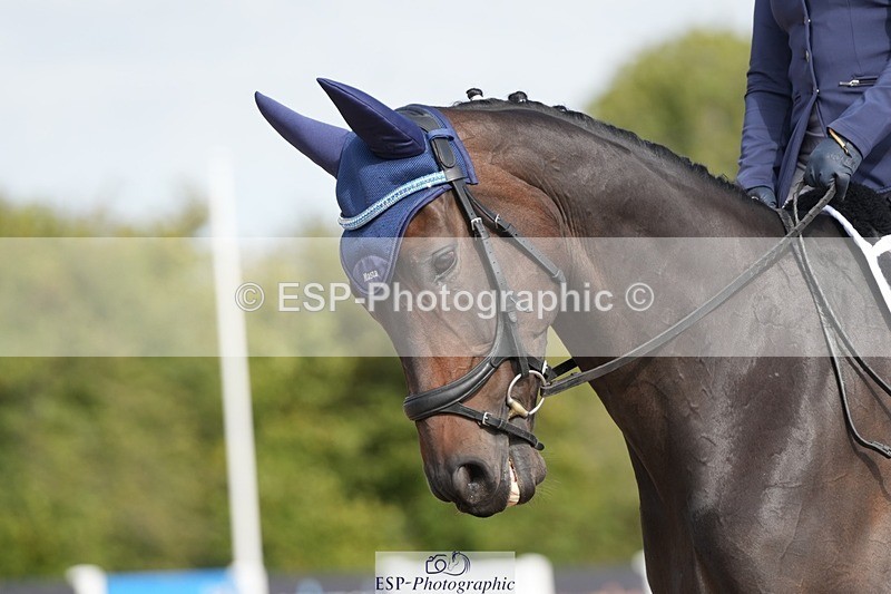 250906-103624-01291 - 033-Caroline.HeardNever.Wait