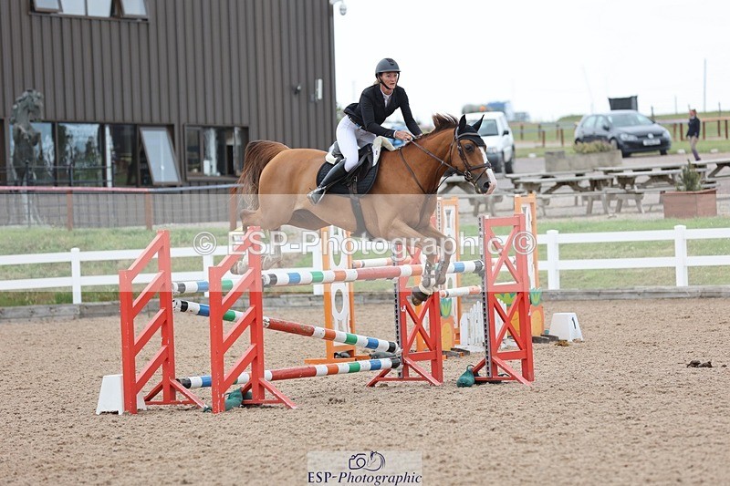 250625-151704-01363 - Cls 6 Foxhunter and 1.20m Open
