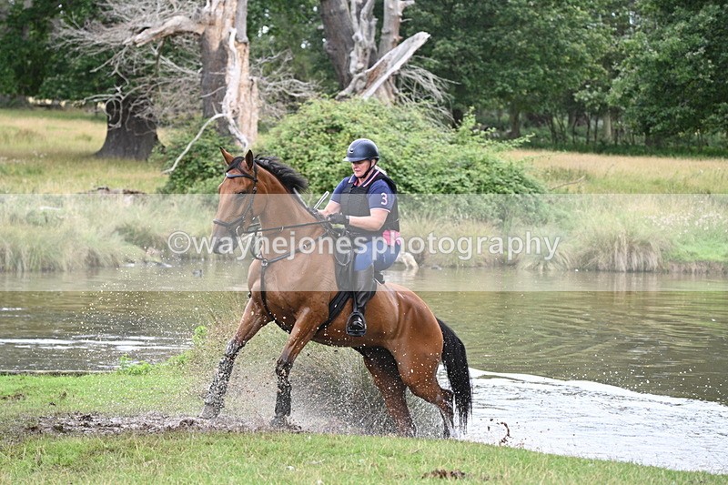 WJ7_4410 - Time at Water 13:26 to 13:59