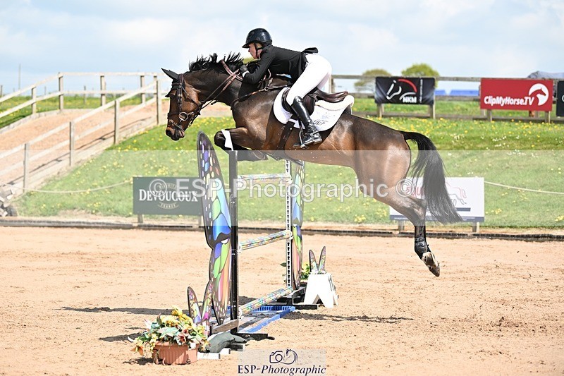 250425-133742-09540 - Cls 10 - 2 Star Big Tour L. Ranking Class - 1st Half