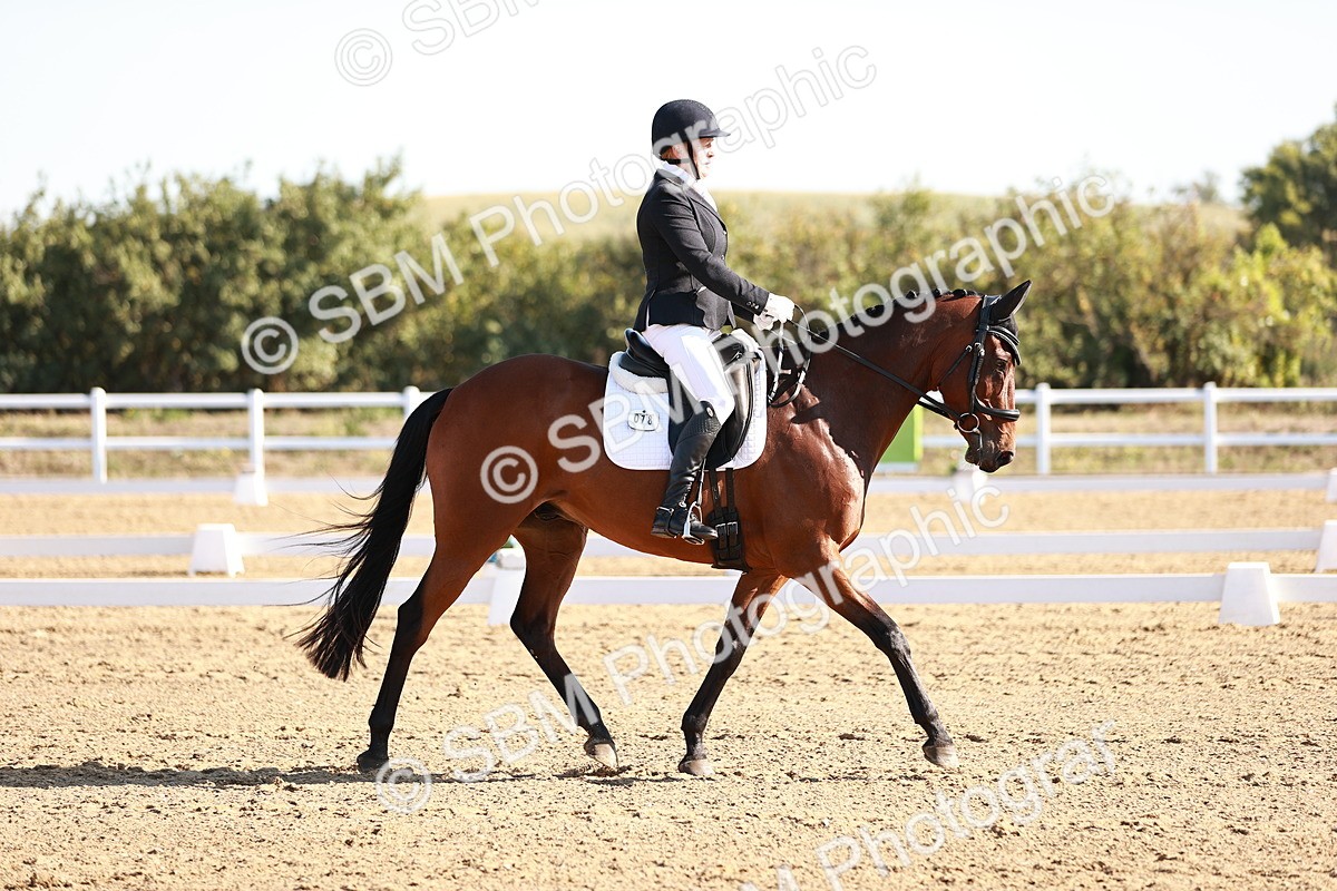 SBM_004252 - Class 12 - Novice 5 - 9.07-10.10