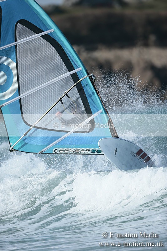 WS 020413-32 - Windsurfing