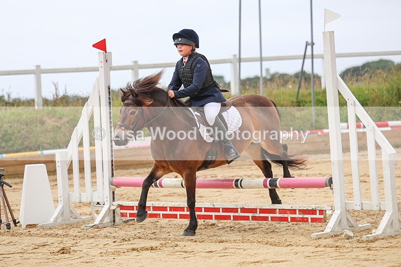 3E7A2071 - Class 2: 50cm Restricted