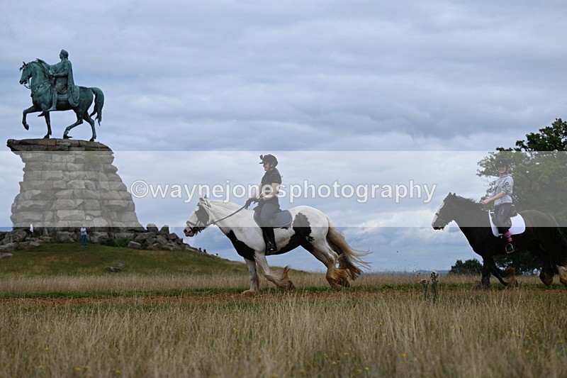 DSC_6660 - Time at Statue 12:45 to 13:15
