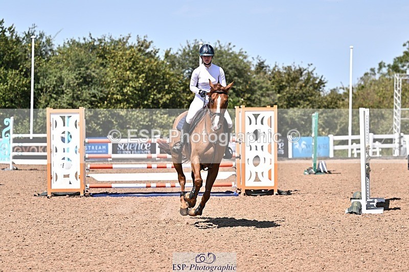 260812-125735-00545 - Cls 6 Foxhunter and 1.20m