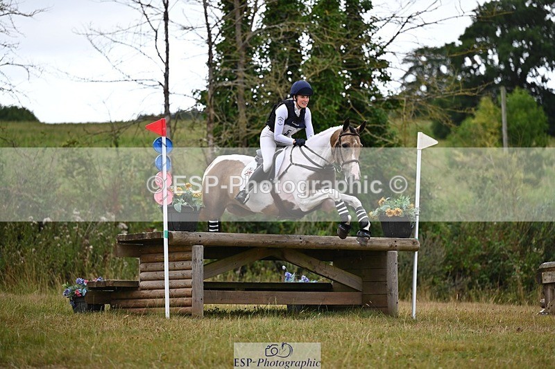 250803A-115448-11017 - L-516-Chloe.Robinson-BRACKENSPA'S.KEEP.A.SECRET