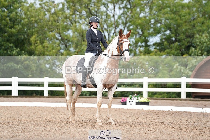 250907-111021-06005 - 090-Isabel.LawsonIn.the.pink