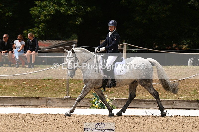 250720A-122935-10311 - 022-Vanessa.Capps-Catch.the.Moment