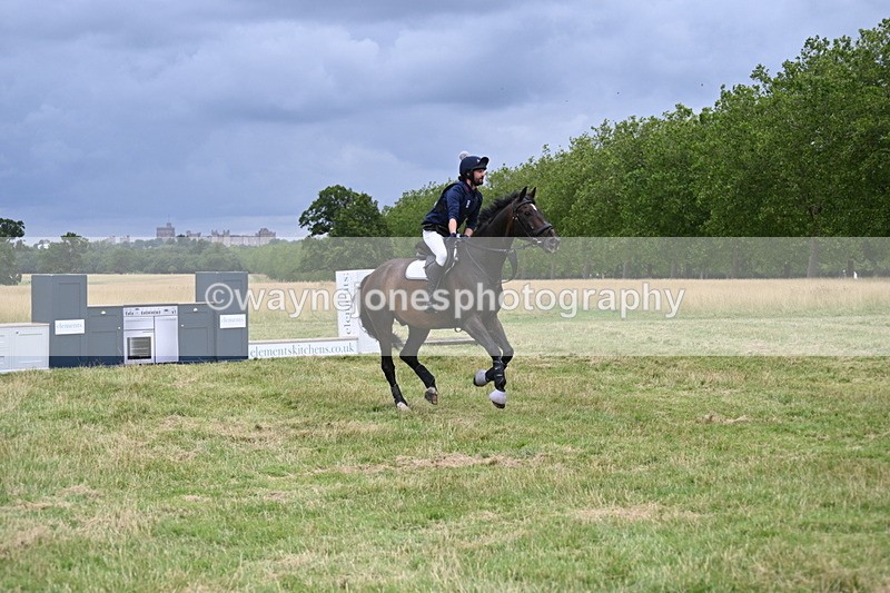 WJ6_2983 - Time at Jump 11:06 to 11:40