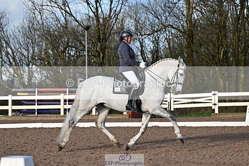 241214-135232-02632 - 102-PAULA.LEE-Deseado.Santo