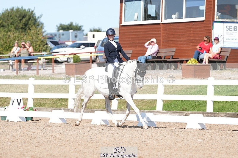 250817-160547-11841 - 207-Esme.LangBrouwershaven.Silvia