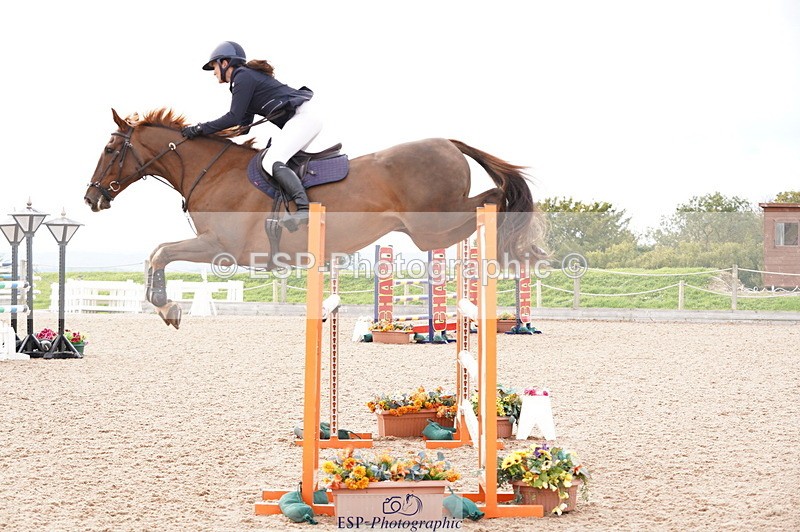 241004A-144118-00777 - Fri 04 Snr Fox & 1.20m Open