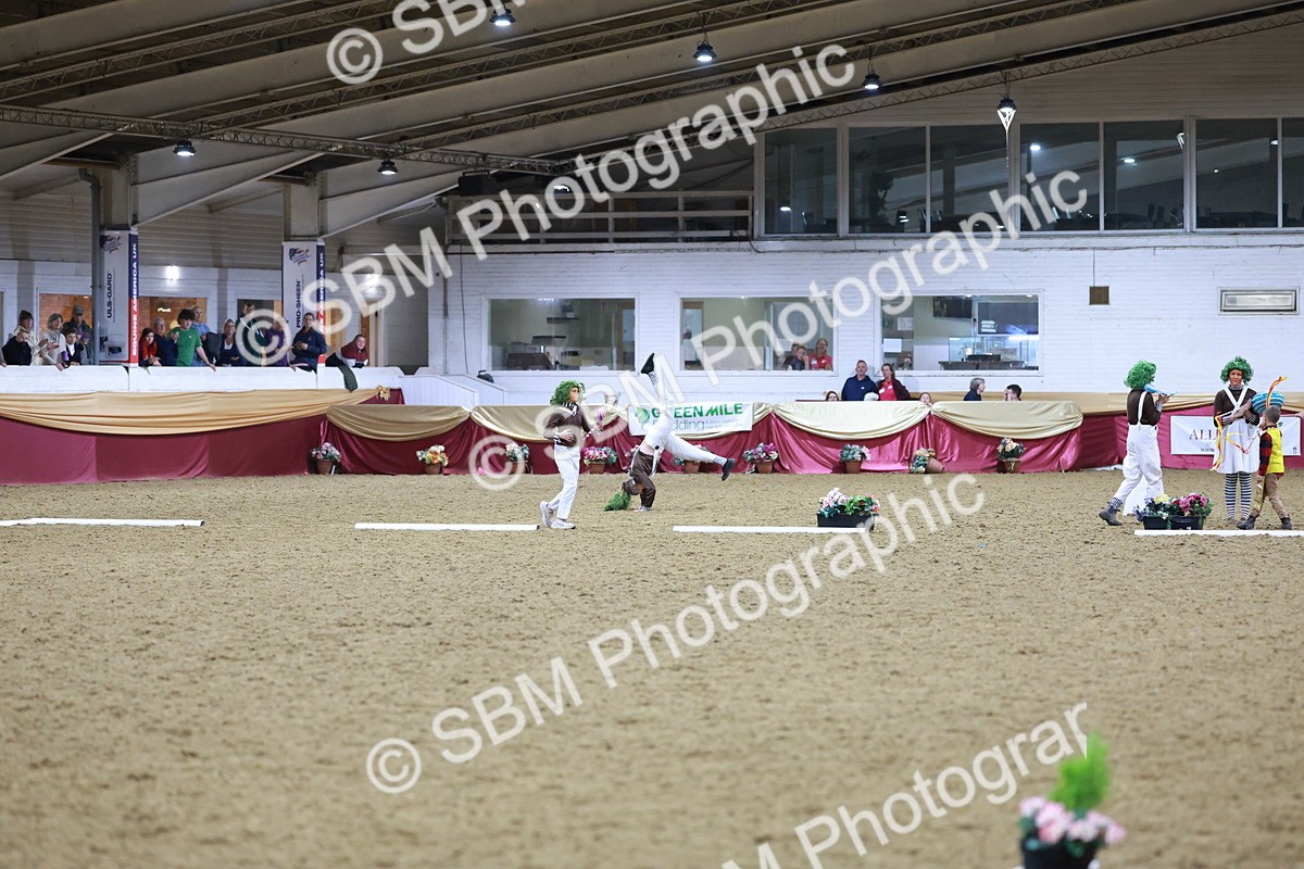 SBM_10511 - Class 62 - Strictly Fancy Dress-Age