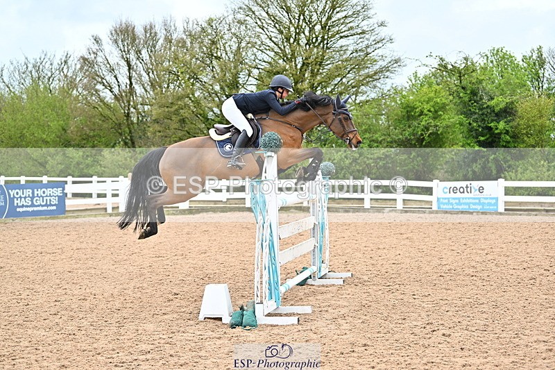 240501A-135853-00919 - Cls 8 Snr Foxhunter and 1.20m Open