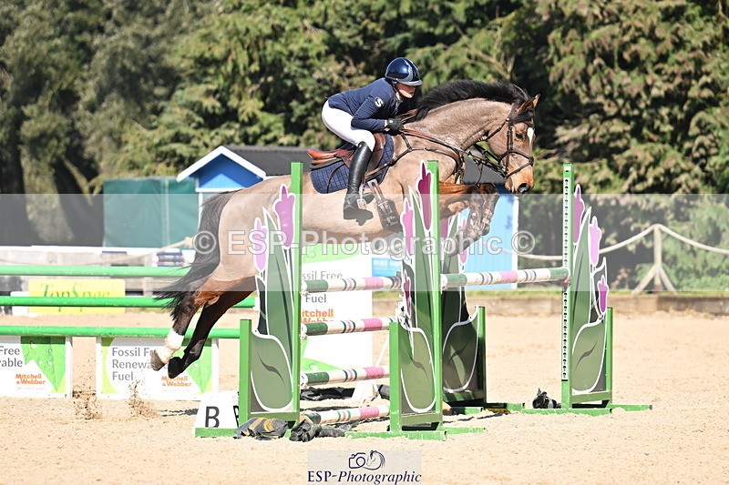 260321A-134901-00848 - 5 Newcomers 1m 10