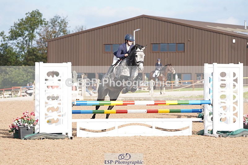 241005A-095900-04369 - SAT Cls 8 Snr British Novice & 90cm Open