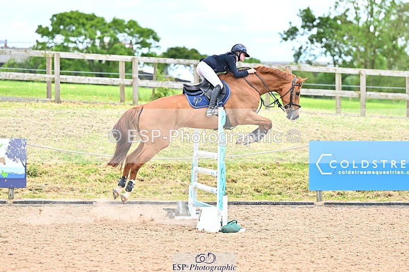 240608A-132645-02552 - Cls 4 Snr Newcomers and 1.10m Open