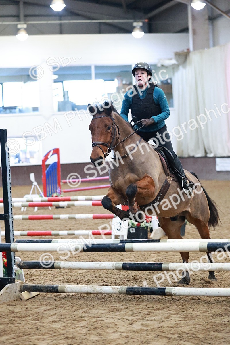 SBM_000048 - Class 1 - Clear Round 80cm - 90cm - 1.00m