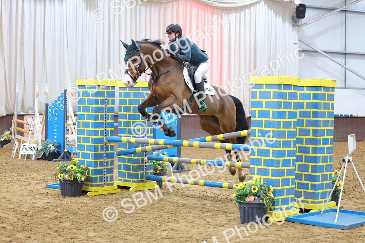 SBM_008633 - Class 21 - Nupafeed Supplements Senior Discovery/ 1m Open - First Round (1.00m)