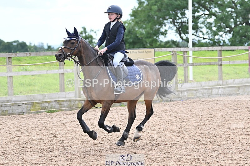 240628A-160349-01342 - Cls 5 Stepping Stones 128cm + 138cm