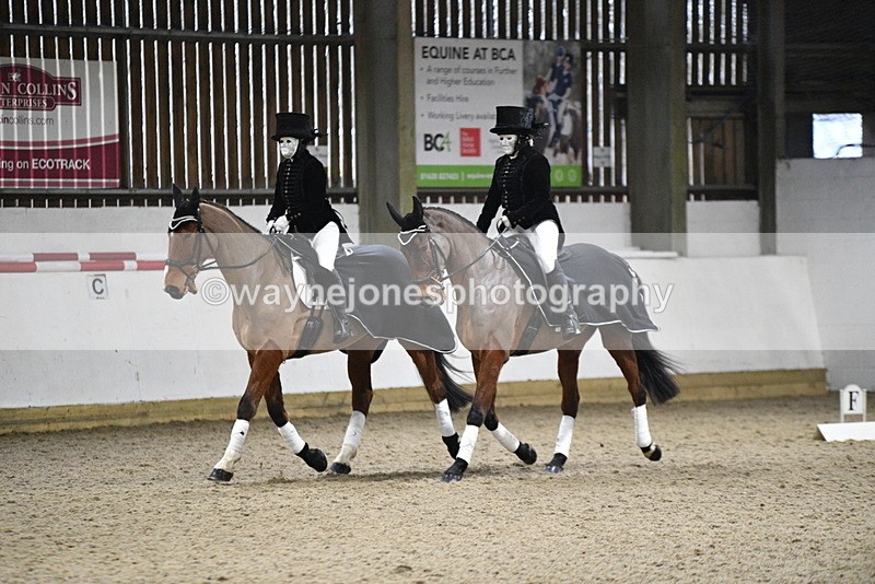 WJ5_9796 - Time 13:04 to 13:41 Fancy Dress DTM