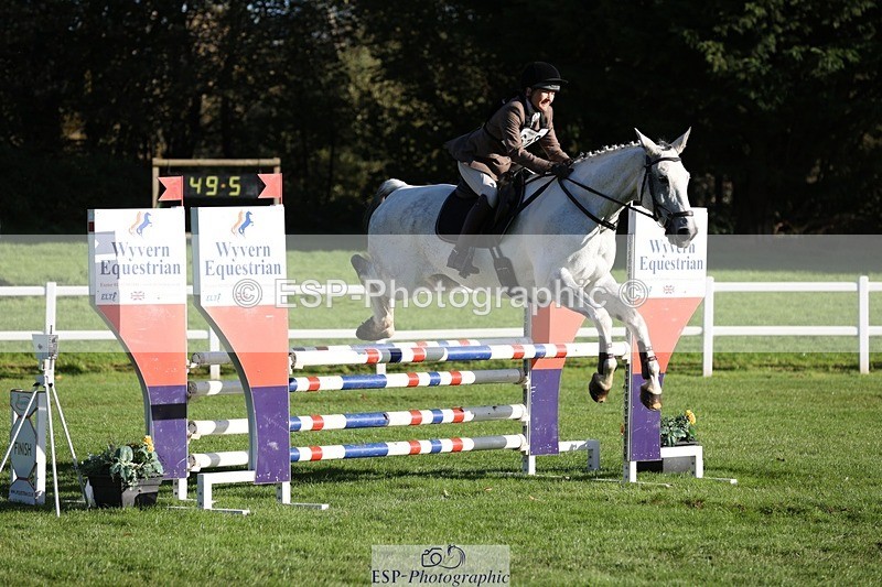 231022-100814-24343 - 618-LORD.PICTON.FREESTYLE-Penny.Corbett-TrotUp+SJ