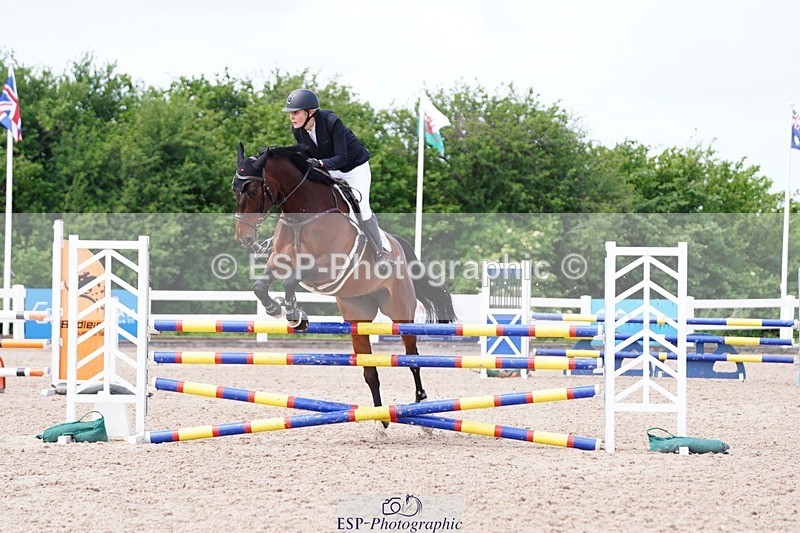 250525-135300-09554 - Cls 35 95cm Nat Am