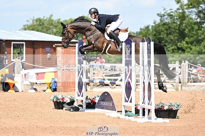 240718A-122040-05040 - Cls 1, 3 Star Small Tour 1.35m