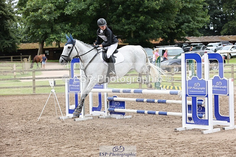 240803-105225-02038 - 017-Caitlyn_Faull-PENNINEVIEW_SUMMER